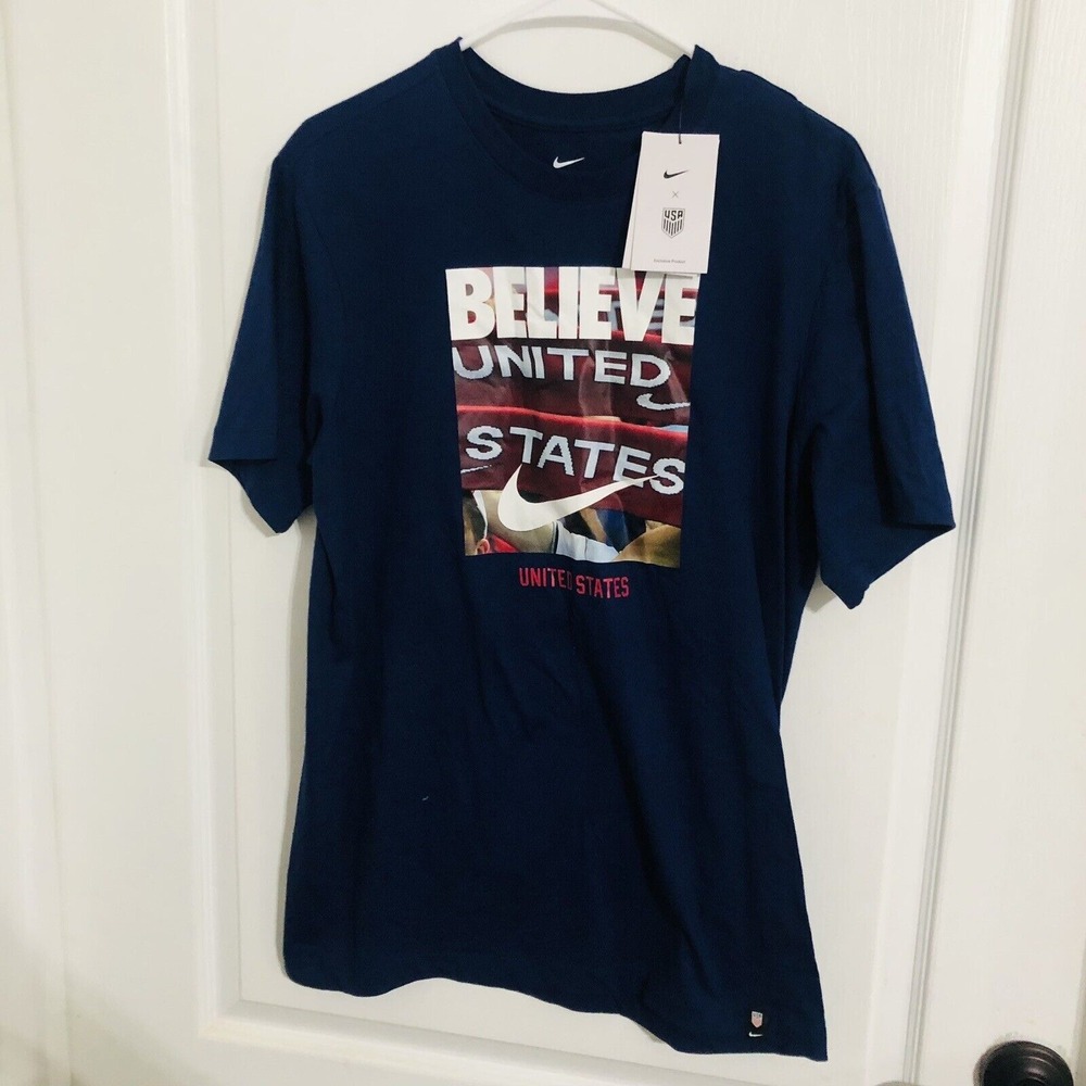 Nike United States Mens Soccer Graphic T Shirt Navy Blue Believe USA Size Small